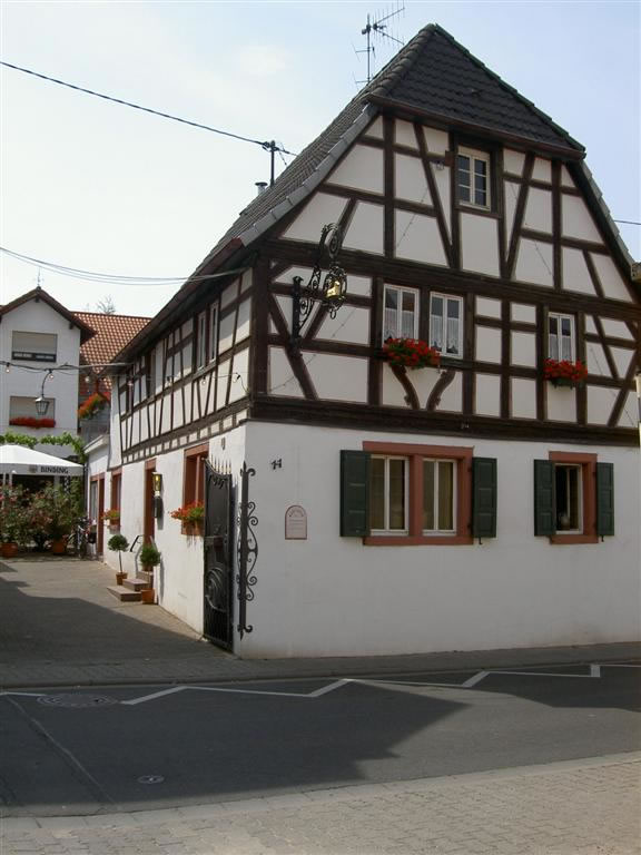 Haus mit Blick in den Hof